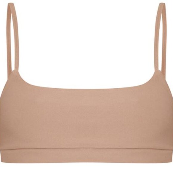 ✨NWT✨ PrettyLittleThing Soft Touch Strappy Bralet - Picture 5 of 7